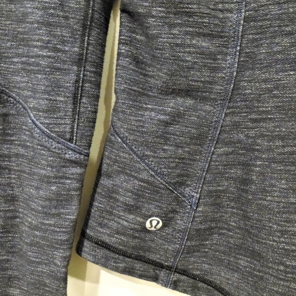 LULULEMON Forme Jacket in Slub Denim Inkwell - Picture 7 of 12